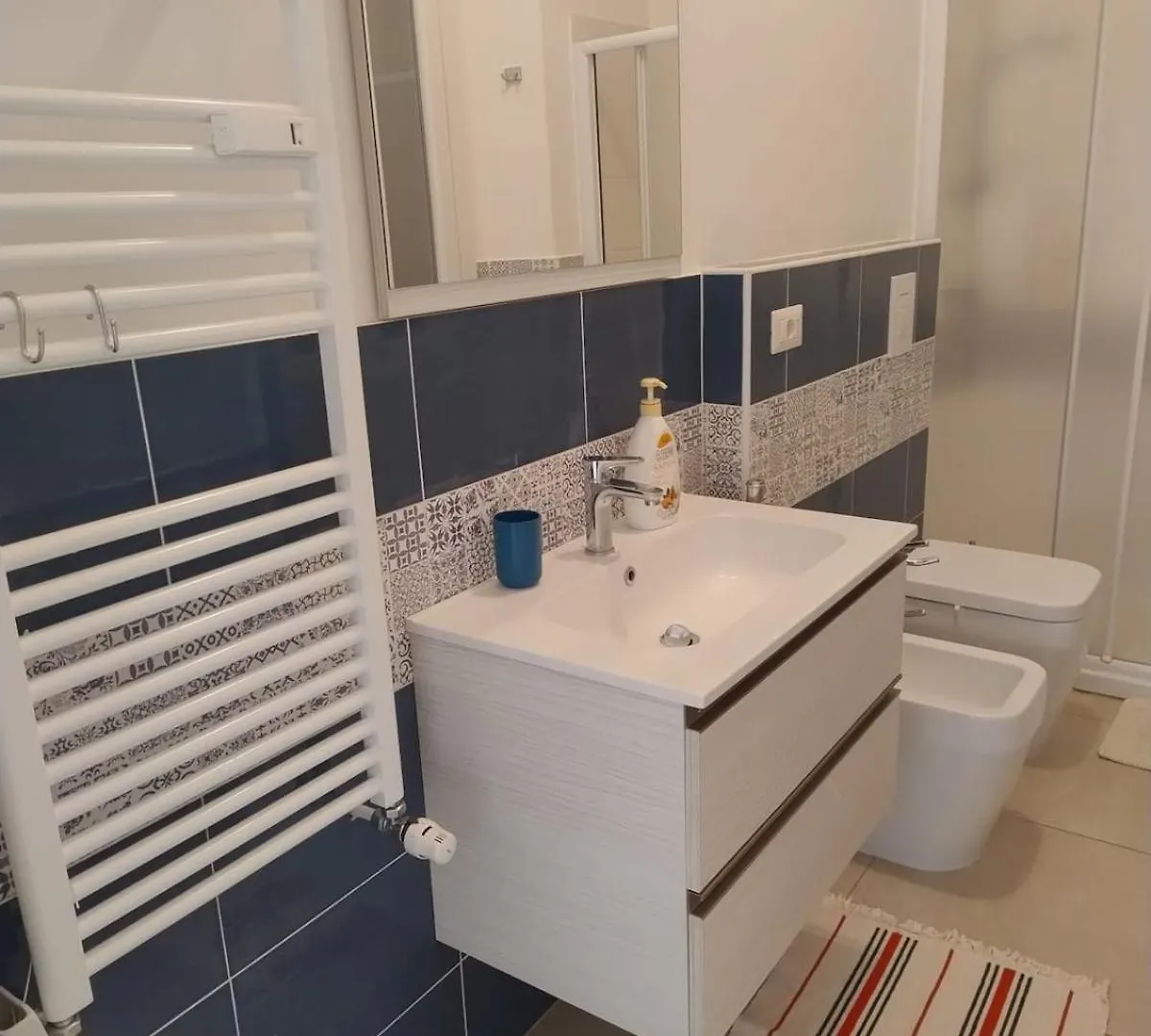 Renovated Apartment Near Metro And Station - Bnb Laurana ميلان إيطاليا