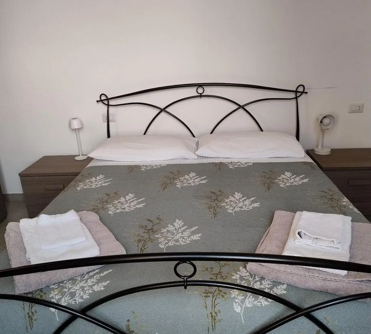 Renovated Apartment Near Metro And Station - Bnb Laurana Milán